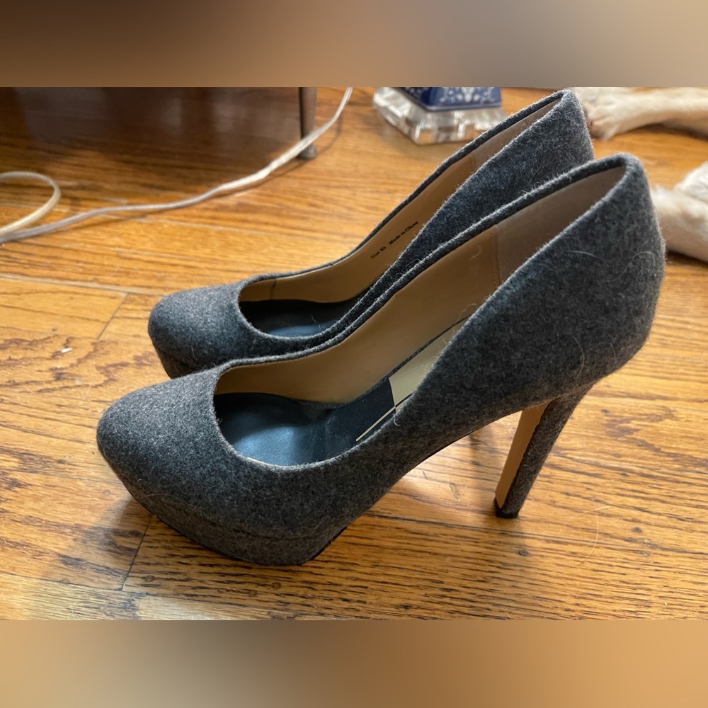 Dolce Vita Women Size 6.5 Gray Flannel Rosane Closed Toe Platform Stiletto Heels